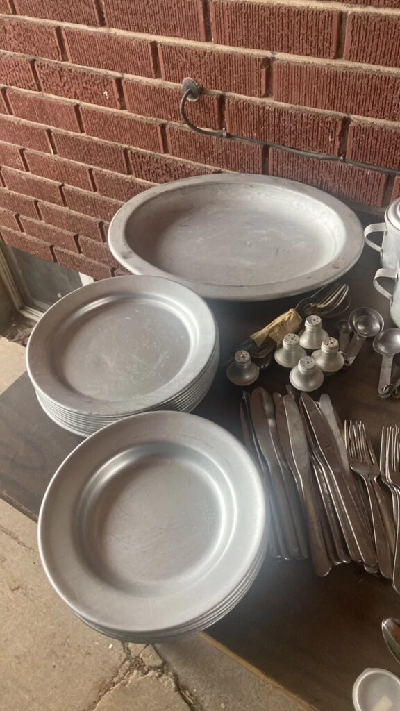 WW Officers Mess Kit