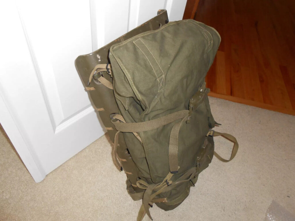 WW2 Backboard, Plywood (1944) with Intended Medical Pack Unissued