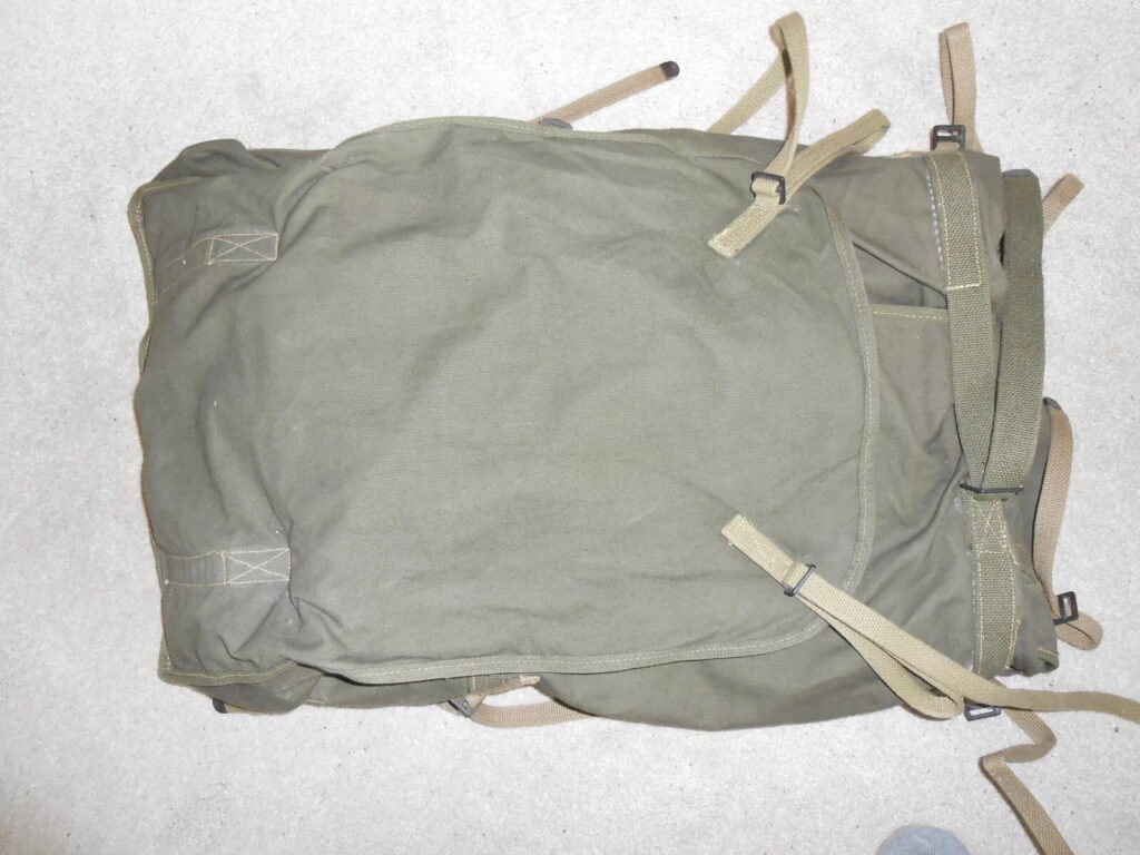 WW2 Backboard, Plywood (1944) with Intended Medical Pack Unissued