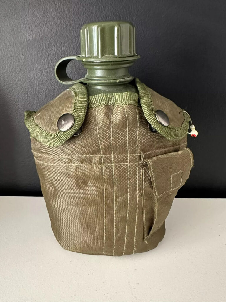 Vintage Military Canteen Set- (wwi, Wwii, Vietnam) U.S. History Decades