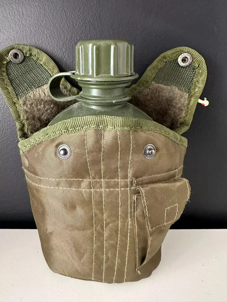 Vintage Military Canteen Set- (wwi, Wwii, Vietnam) U.S. History Decades