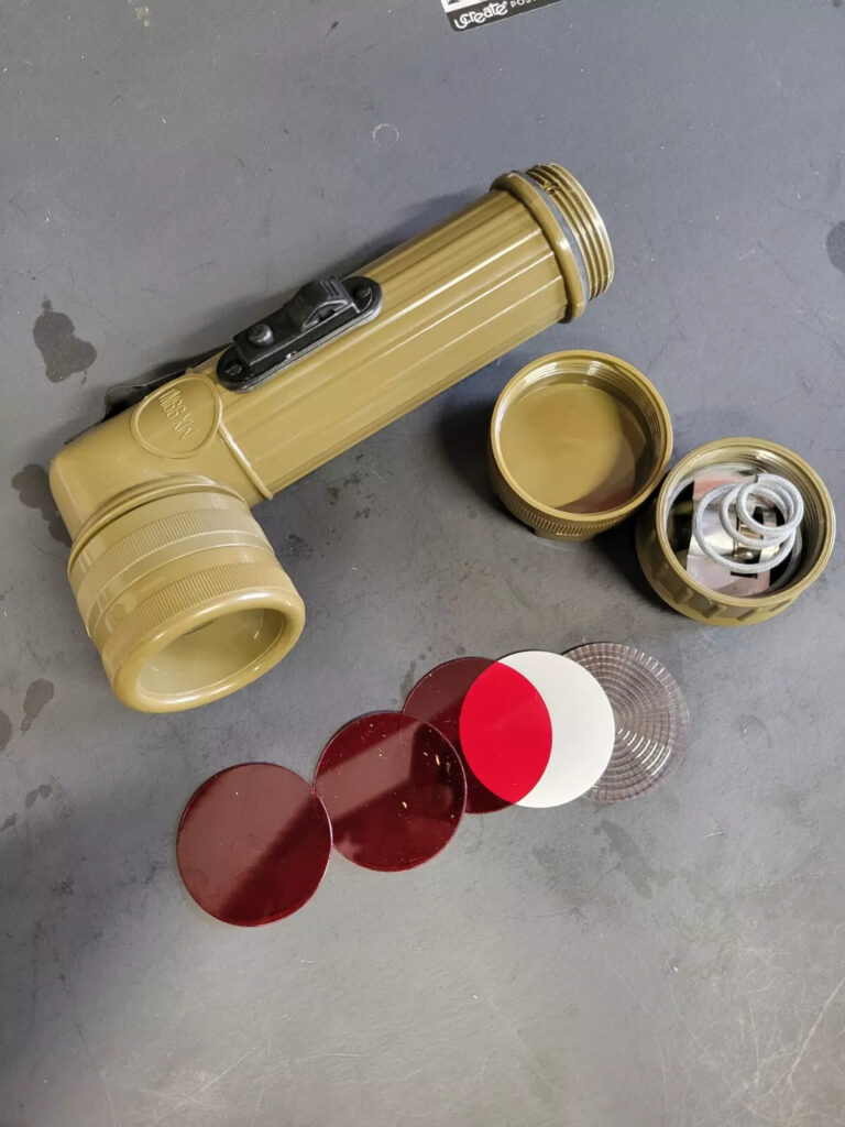 Issued Fulton Mx-991/u Angle Head Flashlight US Military OD Green Pre-1973 Vntg