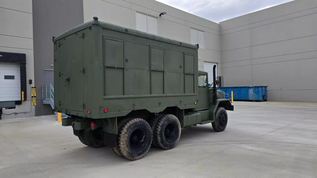 1971 Am General M109a3 “deuce and a Half” Van Camper 6×6 Multifuel Army Military