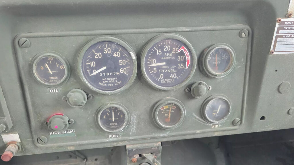 1971 Am General M109a3 “deuce and a Half” Van Camper 6×6 Multifuel Army Military