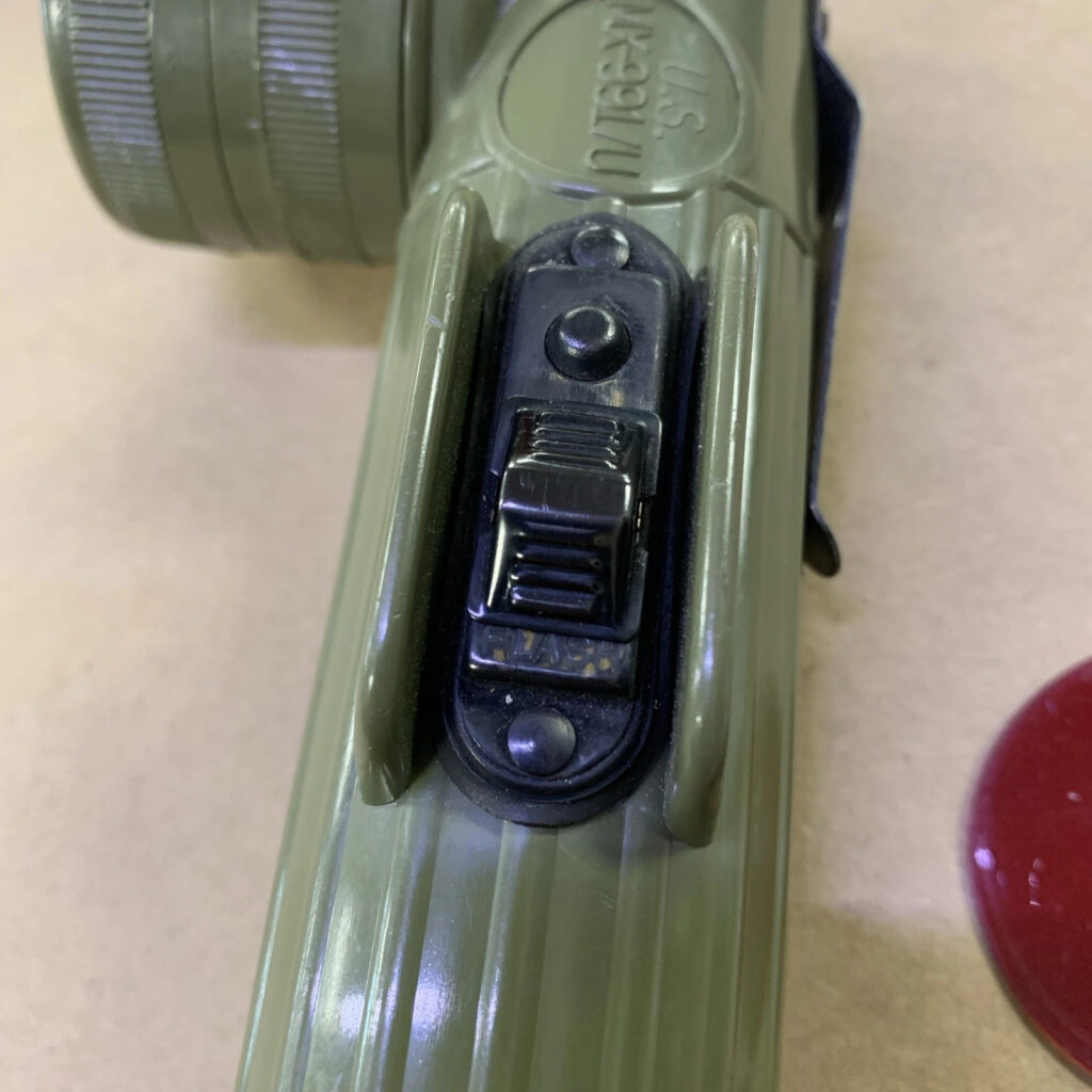 U.S. Military Army Fulton Mx-991\u Field Angled Flashlight Green USA Made