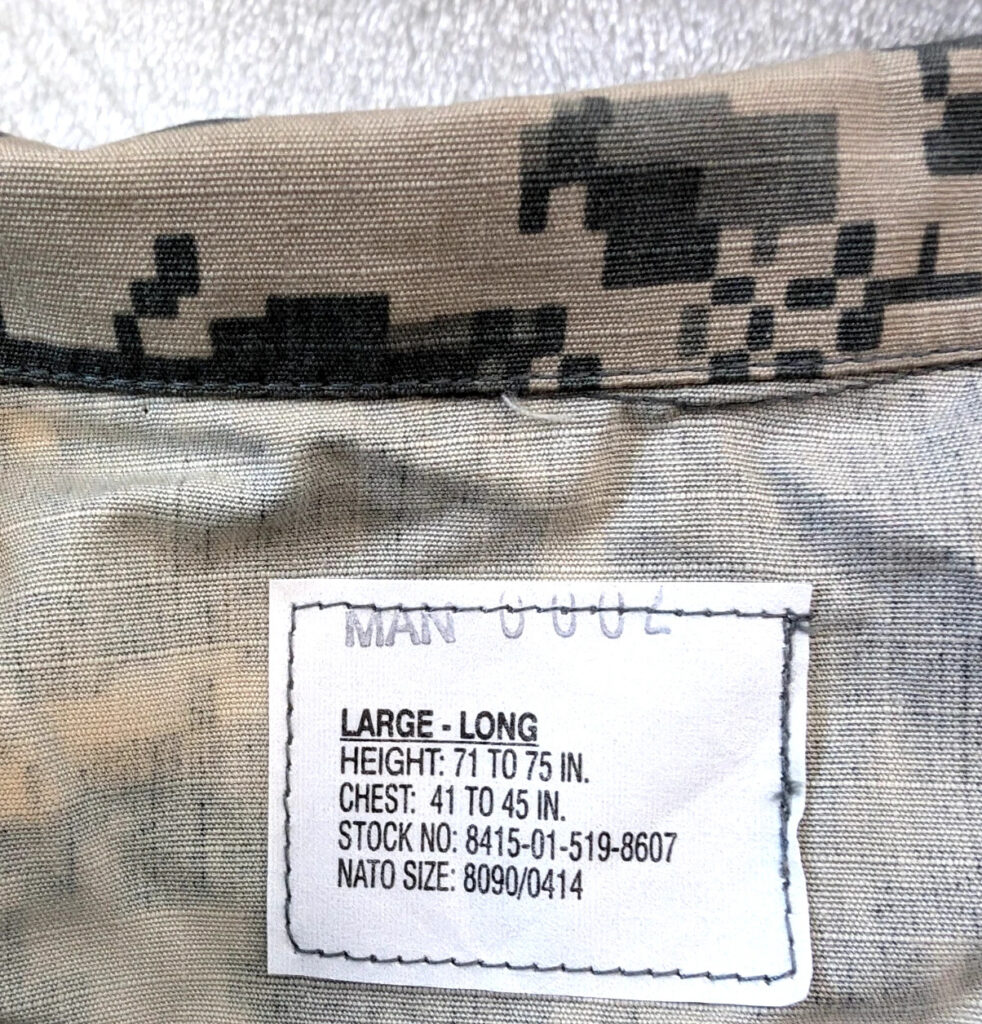 US Army Airborne Sergeant ACU Digital Camo Combat Uniform Pants Jacket Med/large