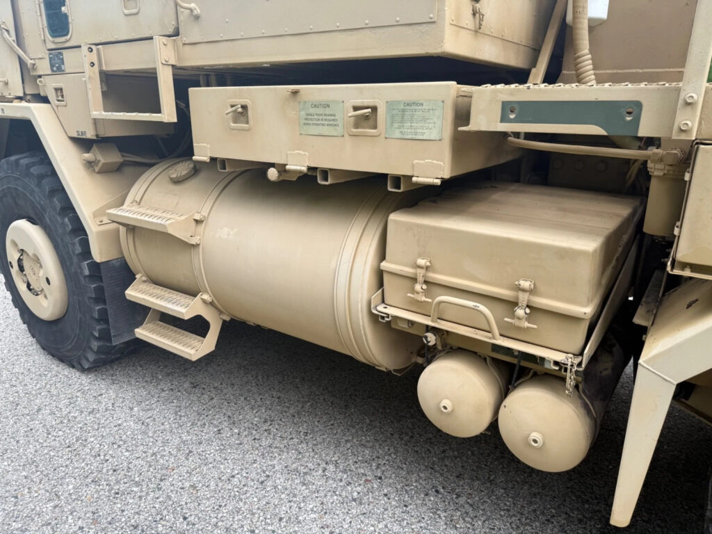 1994 Oshkosh M1070 8×8 Heavy Haul Military Truck Off Road Diesel