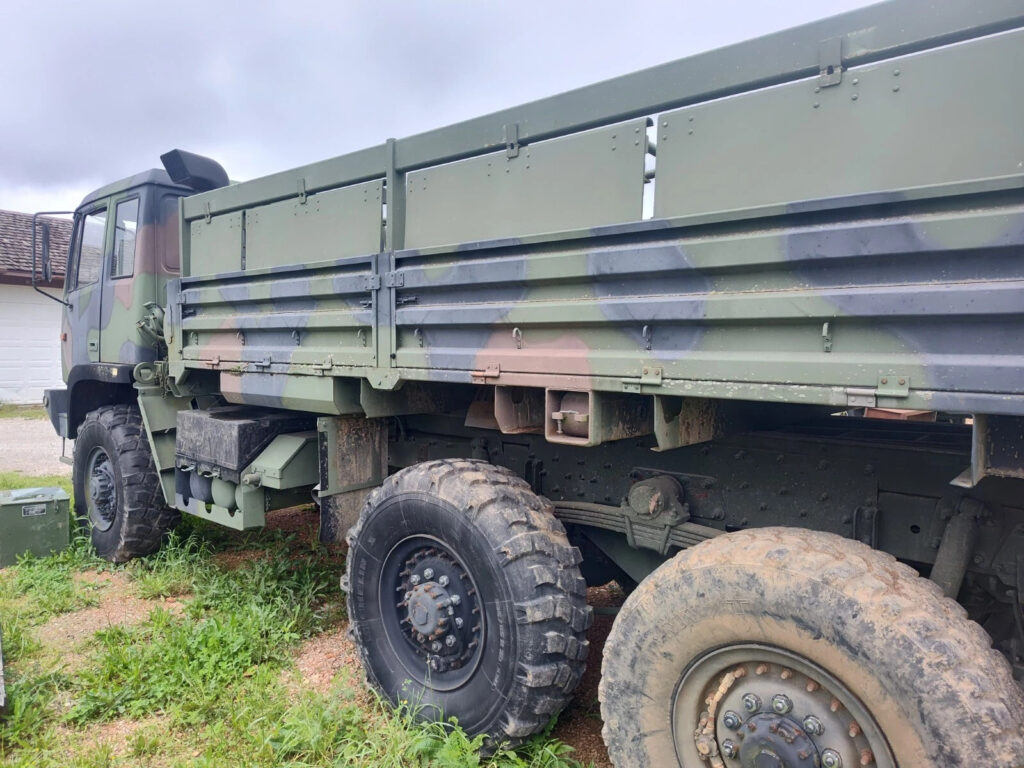 Stewart Stevenson – 6×6 Troop Carrier