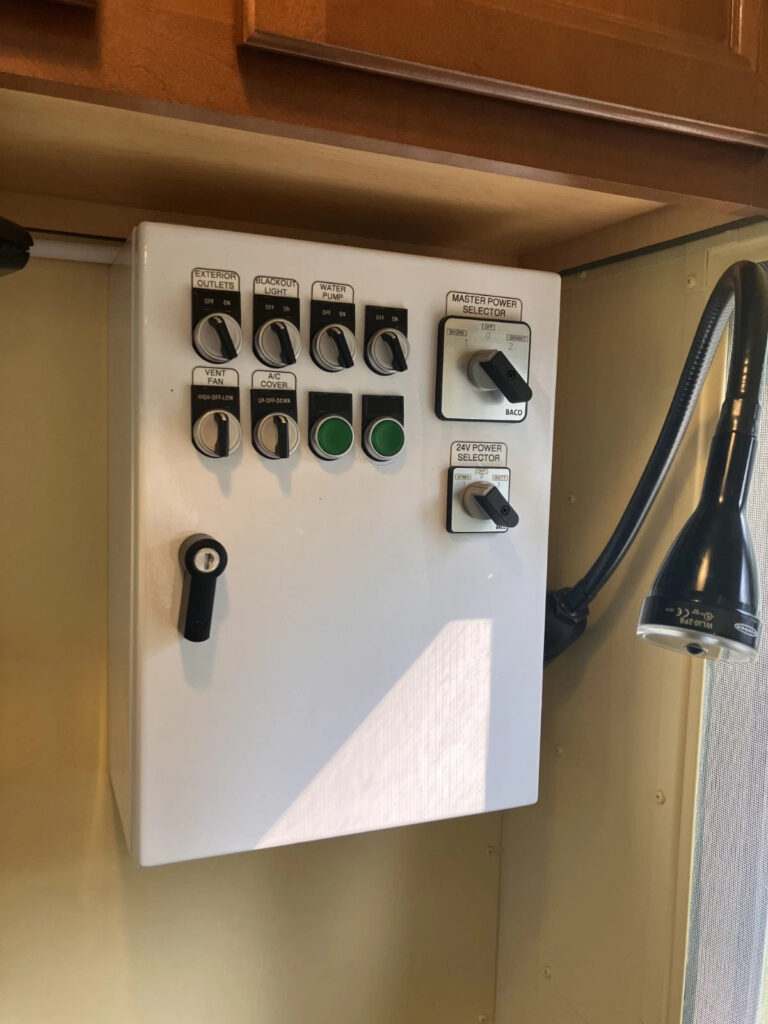 1988 Am General M109a3 2.5 ton Deuce RV Camper Overlander rig M35a2 M105a2