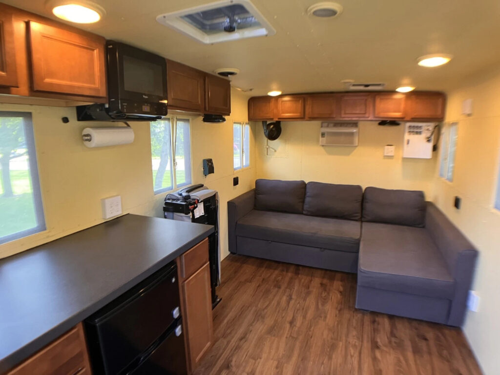 1988 Am General M109a3 2.5 ton Deuce RV Camper Overlander rig M35a2 M105a2