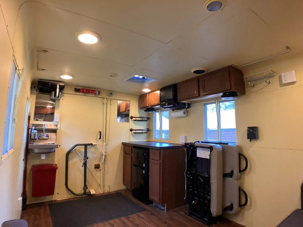 1988 Am General M109a3 2.5 ton Deuce RV Camper Overlander rig M35a2 M105a2