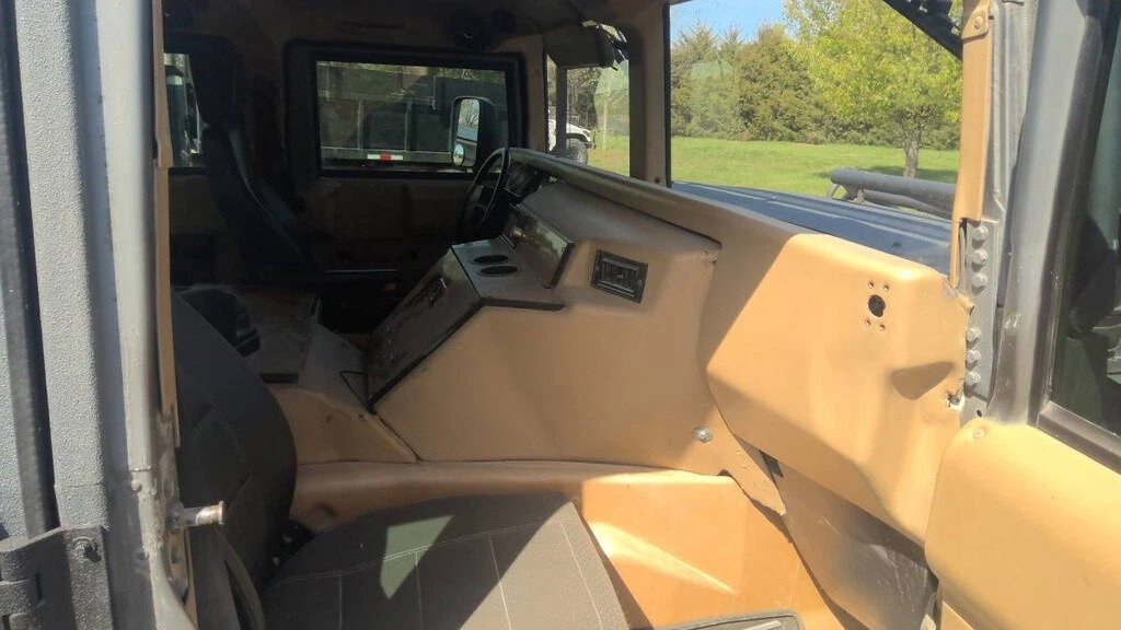1994 Hummer H1 Restomod