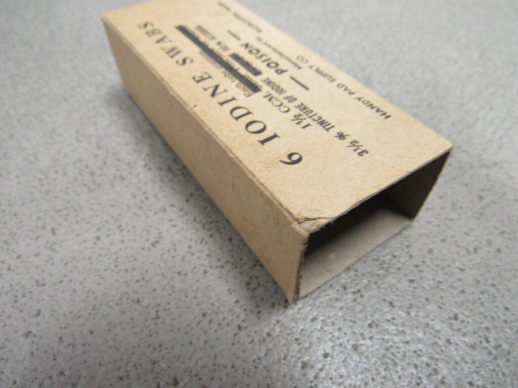WW2 US Iodine Swabs 1942 Dated Original Box for First Aid Kit Medic Medical Bag