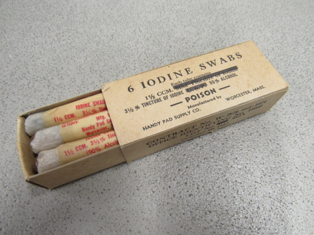 WW2 US Iodine Swabs 1942 Dated Original Box for First Aid Kit Medic Medical Bag