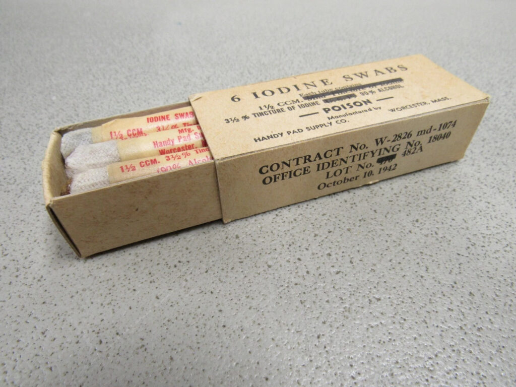WW2 US Iodine Swabs 1942 Dated Original Box for First Aid Kit Medic Medical Bag