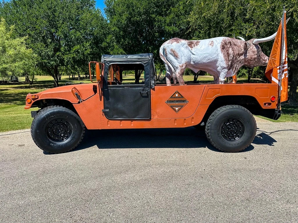 1987 Humvee / Hmmwv Hummer – UT Themed