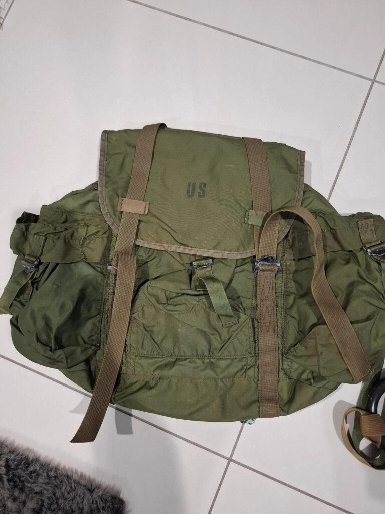 US Army Lightweight Rucksack Vietnam War Era – P65 Frame