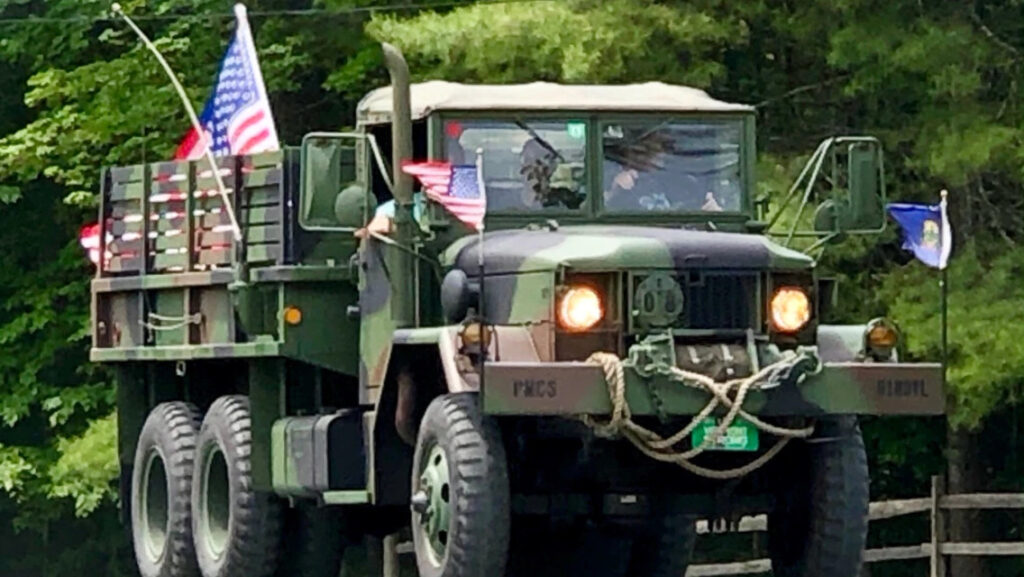 1971 M35a2 – Military Army Truck Deuce and a Half