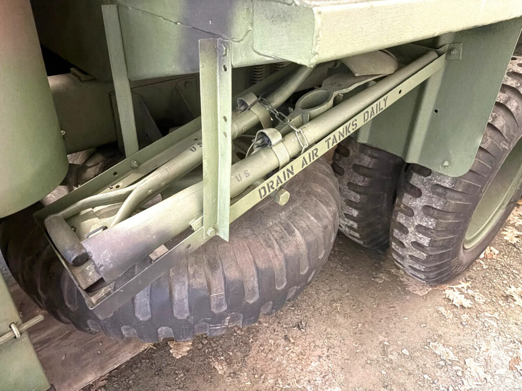 1971 M35a2 – Military Army Truck Deuce and a Half