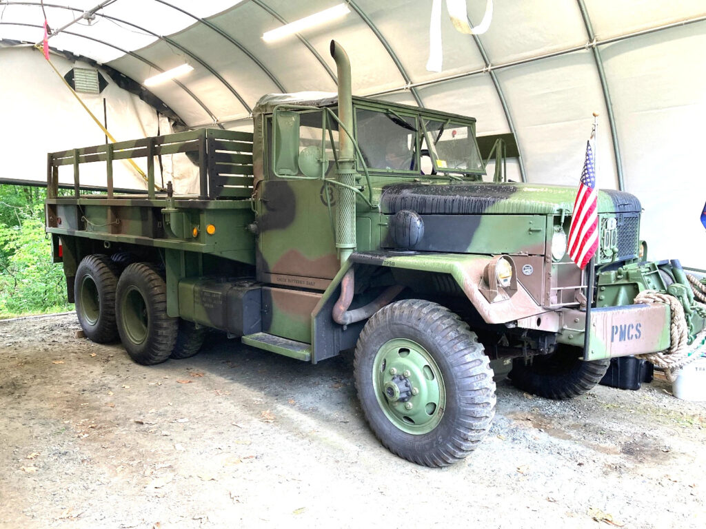 1971 M35a2 – Military Army Truck Deuce and a Half