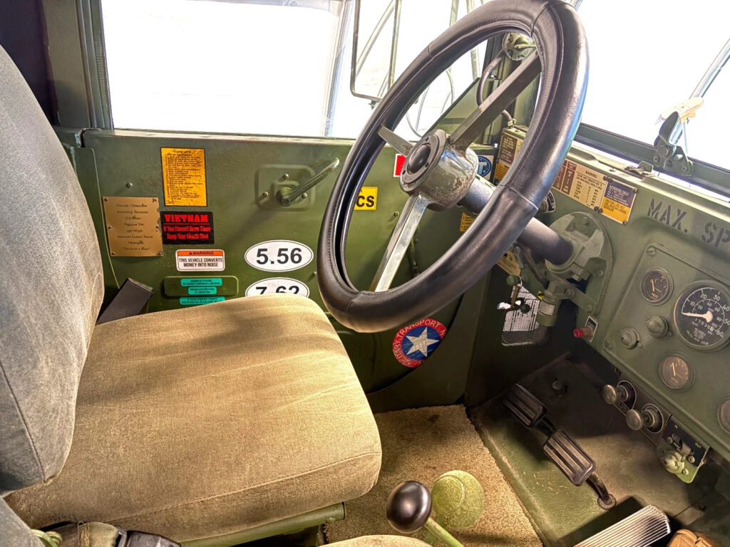 1971 M35a2 – Military Army Truck Deuce and a Half