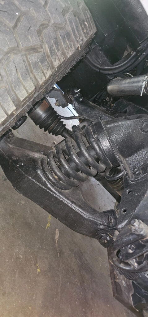 1983 Am General M1025 with 12 Valve swap and 4l80e