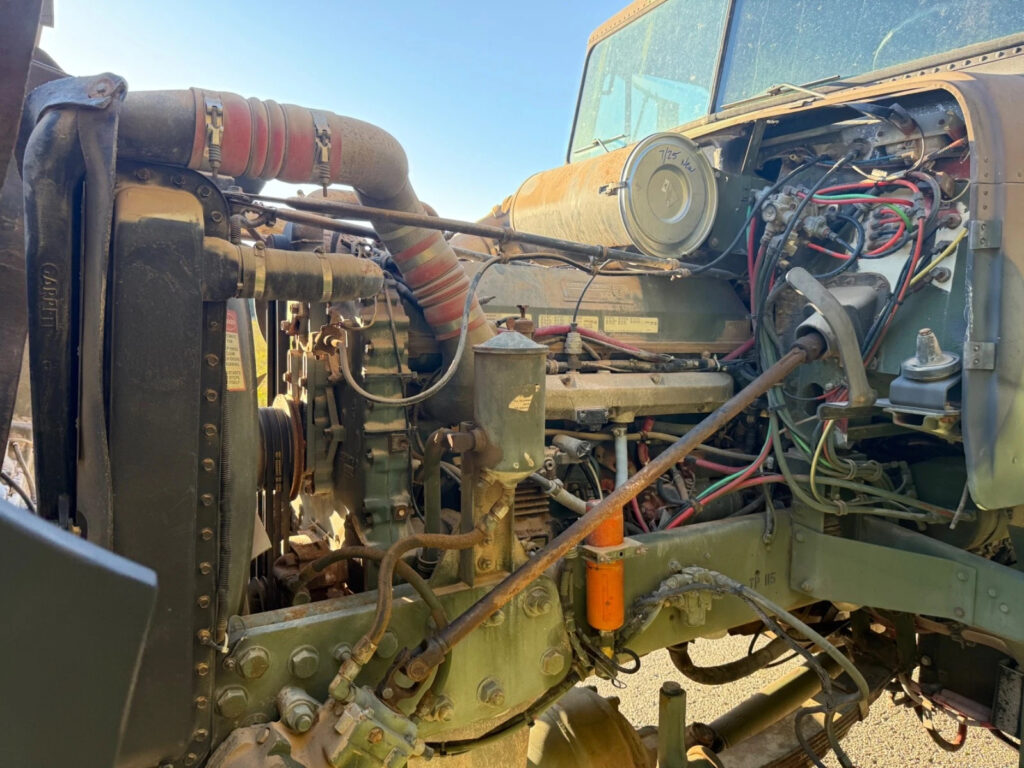 1992 Freightliner M916a1 6×6 Semi Tractor Military Truck