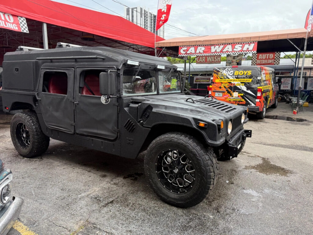 1994 Humvee 4×4 6.5l Diesel with many Upgrades Street Legal on road Title !