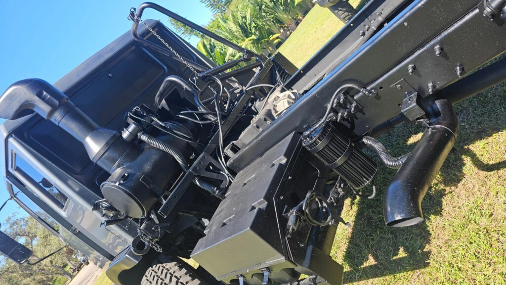 2000 Stewart Stevenson LMTV Military Truck M1083a1, MTV, FMTV