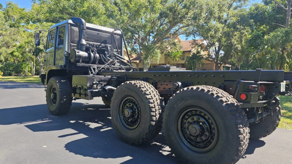 2000 Stewart Stevenson LMTV Military Truck M1083a1, MTV, FMTV