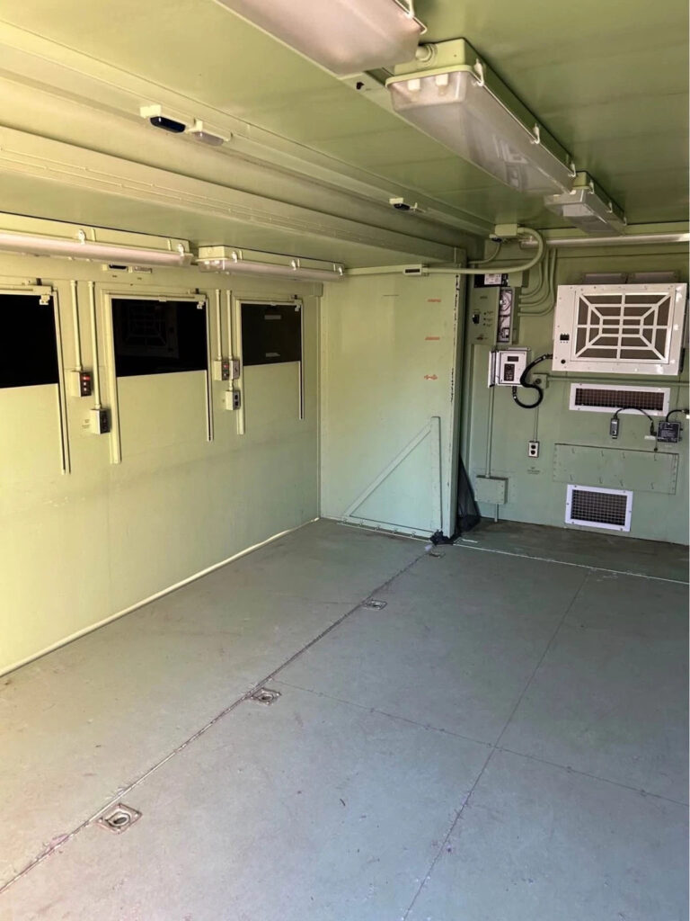 2008 Stewart & Stevenson FMTV M1087a1r M1087a1 6×6 Expandable Van Military Truck