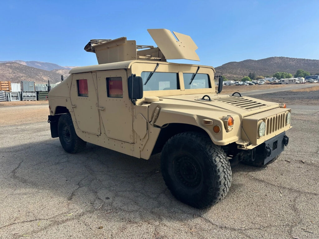 M1114 Hmmwv Movie Truck