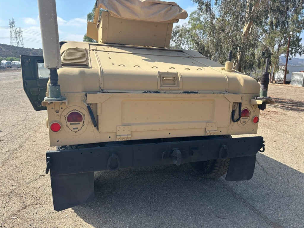 M1114 Hmmwv Movie Truck