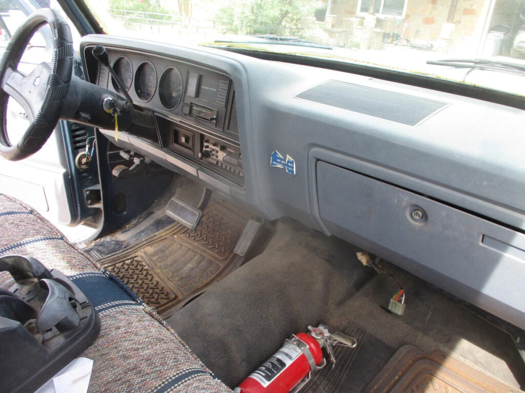 1989 1st Gen Dodge D250 3/4-Ton Pickup Truck, Ex- USAF Air Force, Runs Good, V8