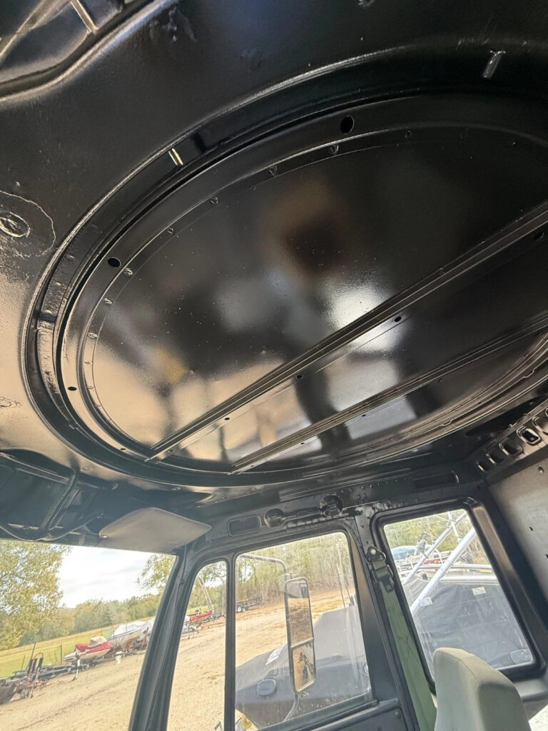 Stewart & Stevenson M-1079 with Factory Winch and 4 new Tires