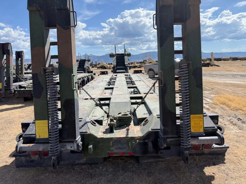 M1000 Trailer Heavy Haul Oshkosh M1070 Off Road RGN Low Bed Boy Military