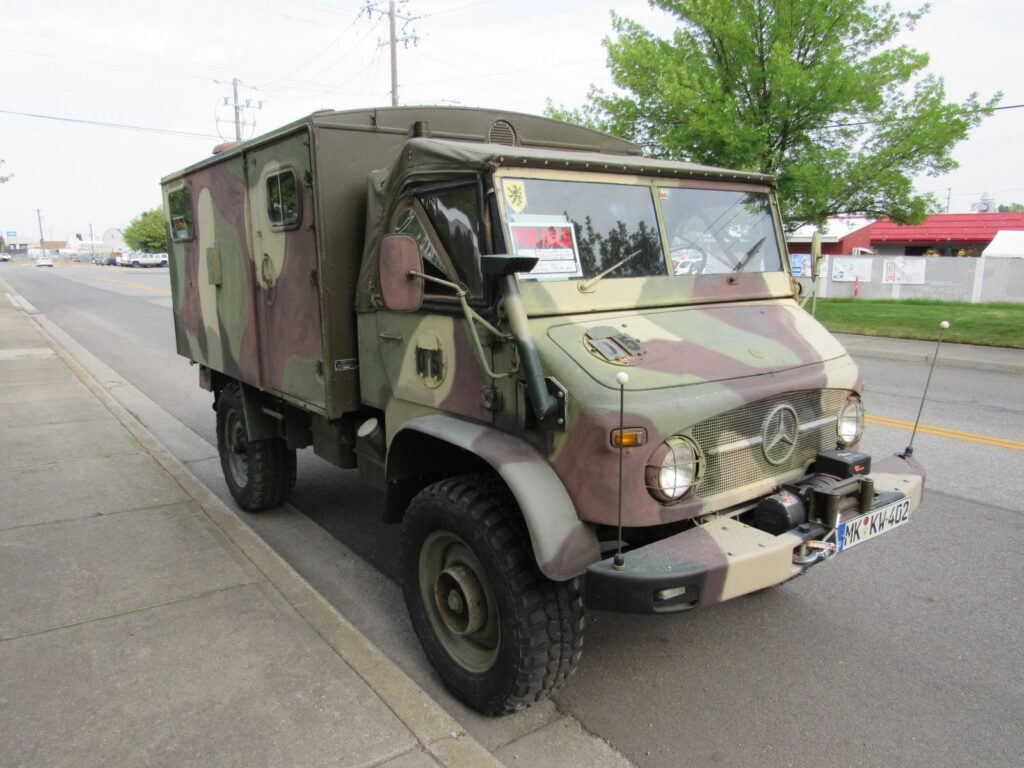 1966 Mercedes-Benz Unimog 404 Signal Van Truck