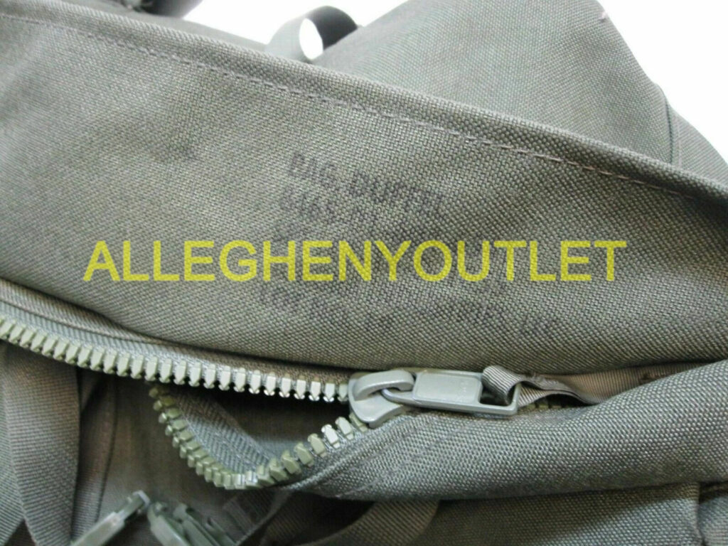US Military Improved Duffel Bag Zippered Duffle 8465-01-604-6541 NO Paint