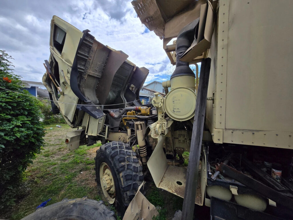 2006 Stewart and Stevenson M1079 A1R