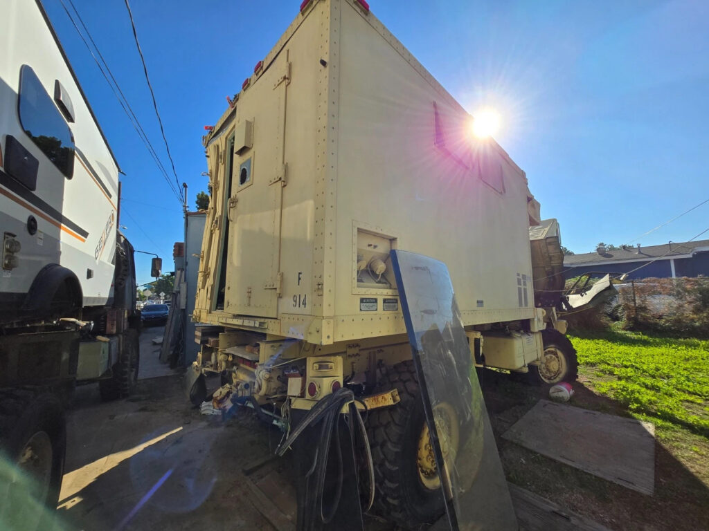 2006 Stewart and Stevenson M1079 A1R