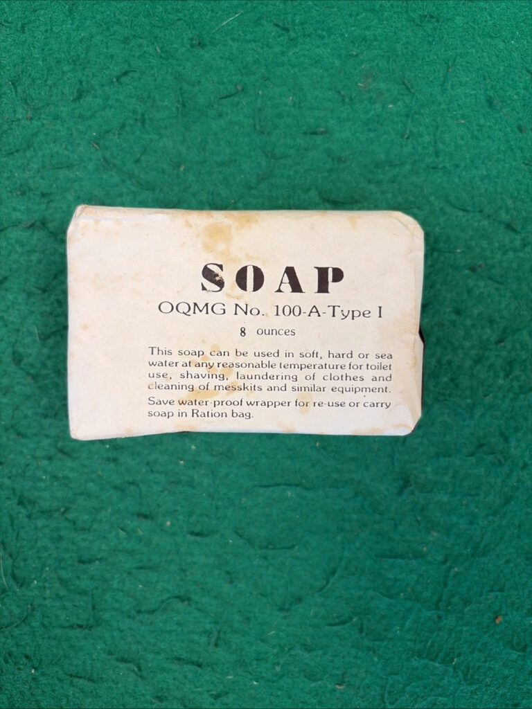 Original WW II U.S. Toiletry Kit See Description For Details