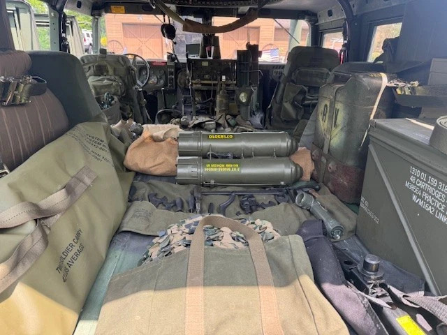 1986 H1 Humvee Military Slantback #m998-M1026