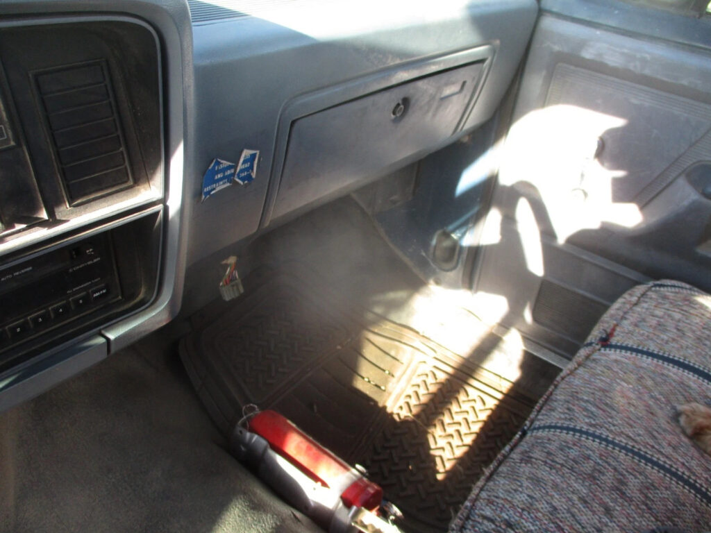 1989 1st Gen Dodge D250 3/4-Ton Pickup Truck, Ex- USAF Air Force, Runs Good, V8