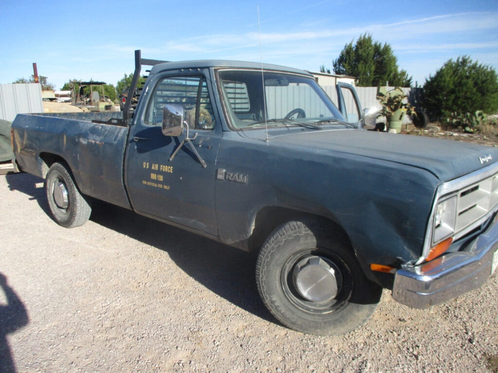 1989 1st Gen Dodge D250 3/4-Ton Pickup Truck, Ex- USAF Air Force, Runs Good, V8