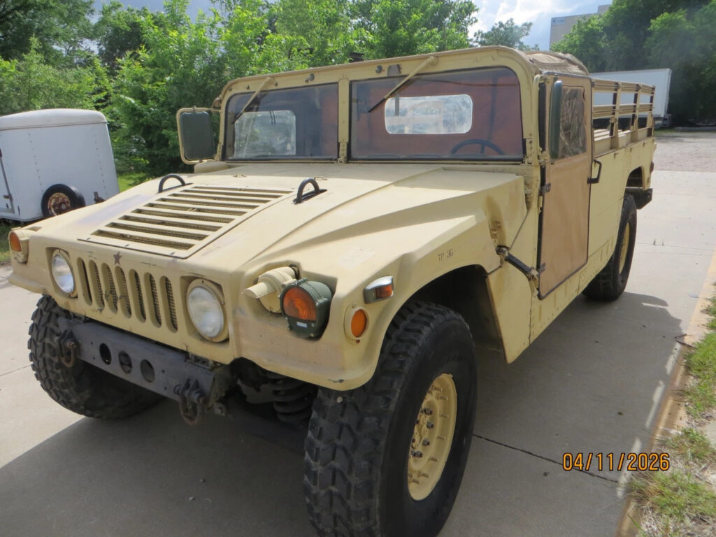 2006 Hmmwv Military Hummer M1097r1 with 2 door Truck, good Title, very nice