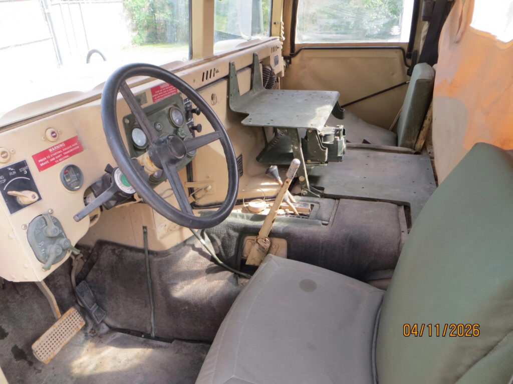 2006 Hmmwv Military Hummer M1097r1 with 2 door Truck, good Title, very nice