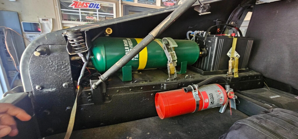 M1025a1 Hummer with 12 Valve and ToNS of mods