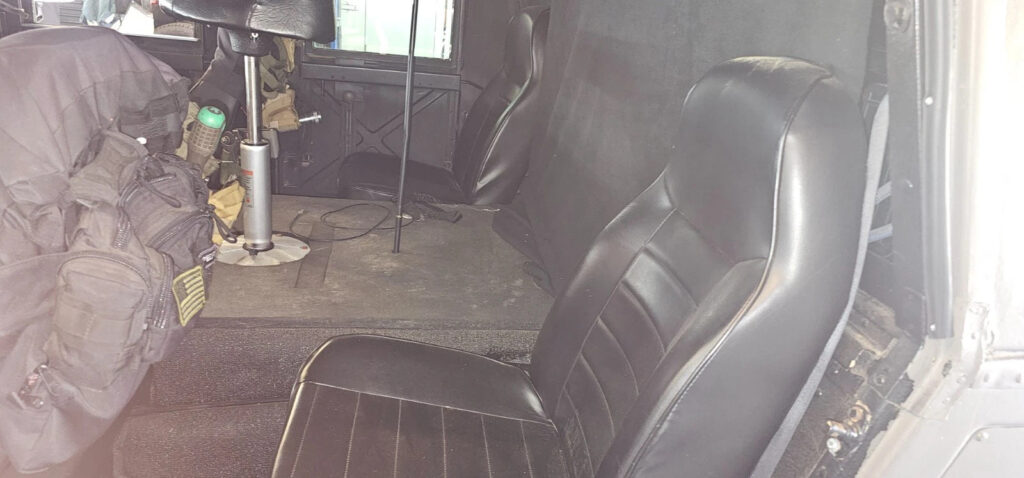 M1025a1 Hummer with 12 Valve and ToNS of mods