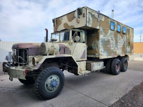 1970 Kaiser Xm820 6×6 Expandable Comand Center box for sale