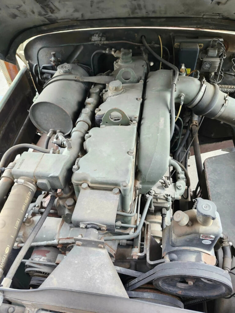 1970 Kaiser Xm820 6×6 Expandable Comand Center box